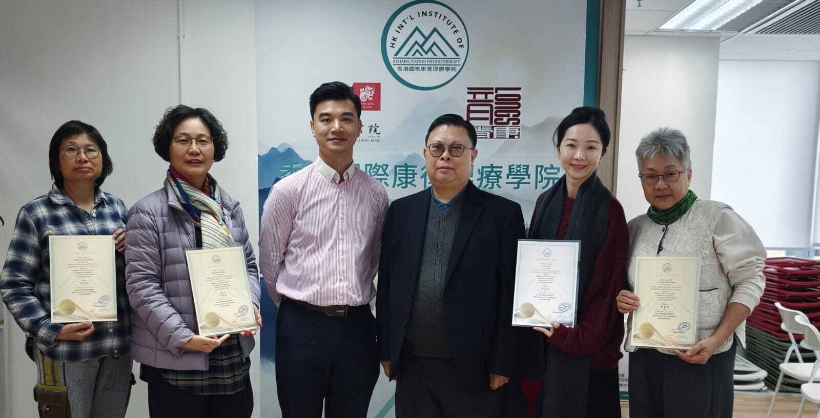 中醫針灸穴位拔罐課程 — 課堂實況